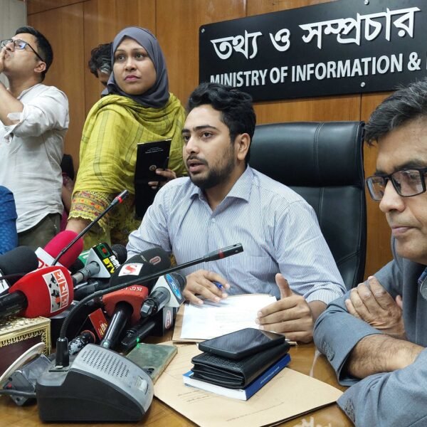 ‘সেন্সর’ শব্দ বাদ দেওয়ার ঘোষণা তথ্য উপদেষ্টার