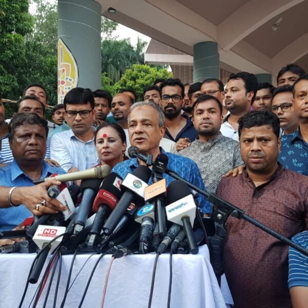 কোন নিরাপত্তা ঝুঁকি নেই, পূজা নির্বিঘ্নে ও শান্তিপূর্ণভাবে হবে-…