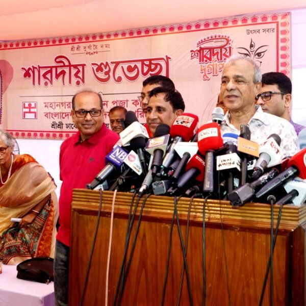 দুর্গাপূজার দশমী পর্যন্ত বিশেষ নিরাপত্তা ব্যবস্থা থাকবে- স্বরাষ্ট্র উপদেষ্টা