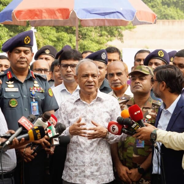 যানজট নিরসনে রাস্তা প্রশস্তকরণ ও পার্কিংয়ের স্থান বৃদ্ধির বিষয়ে…