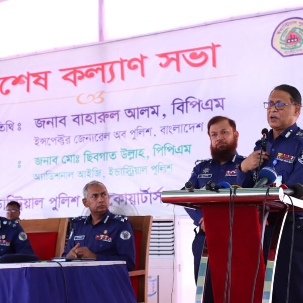 দাবি আদায়ের নামে কেউ রাস্তা অবরোধ করলে কঠোর ব্যবস্থা…