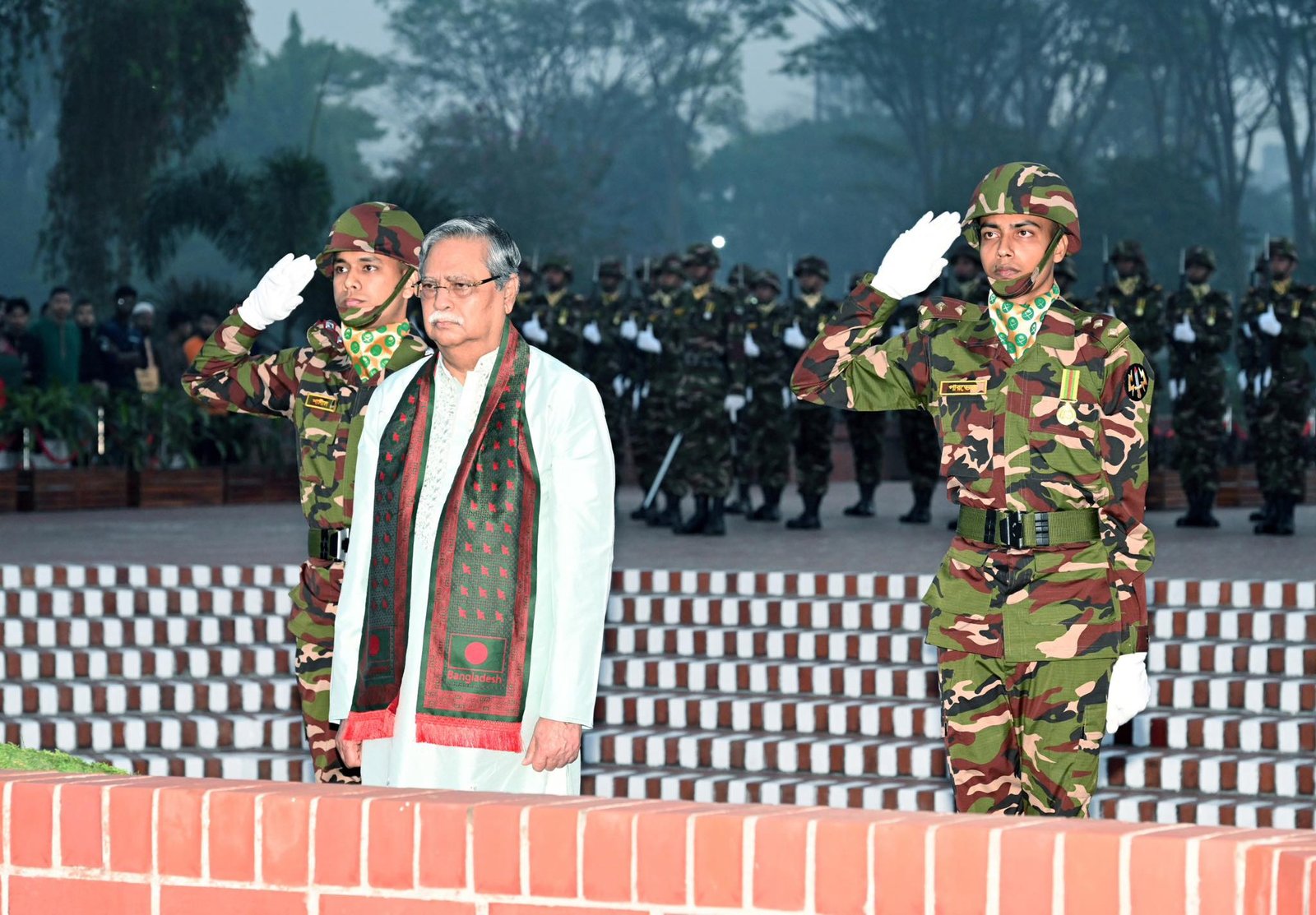মহান স্বাধীনতা ও জাতীয় দিবস উপলক্ষে জাতীয় স্মৃতিসৌধে মহামান্য…