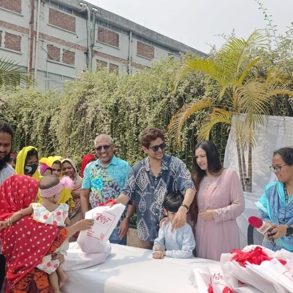 ফ্যাশন হাউস শৈশবের উদ্যোগে শ্রমিক সন্তানদের ঈদ পোশাক বিতরণ&hellip;