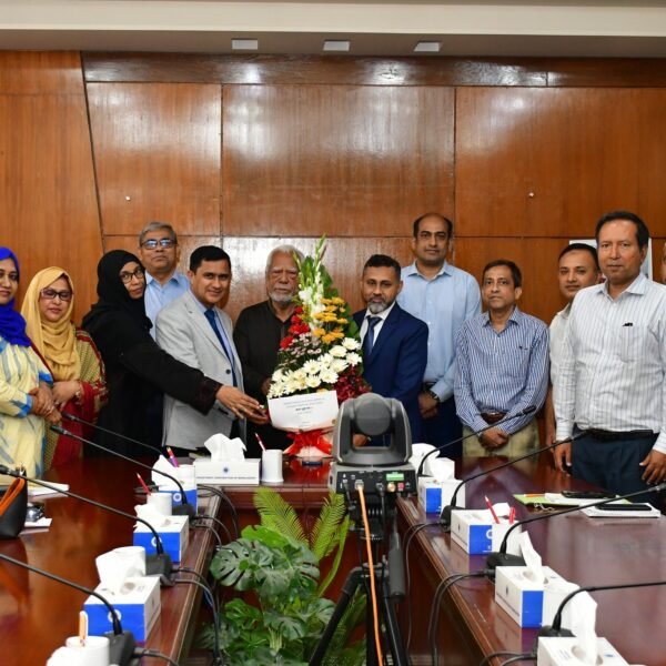 আইসিবি-তে উপব্যবস্থাপনা পরিচালক হিসেবে পদায়ন পেলেন মোঃ নূরুল হুদা