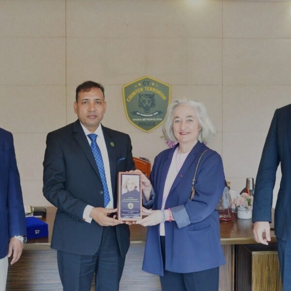 সিটিটিসি প্রধানের সাথে ফ্রান্সের রাষ্ট্রদূতের সৌজন্য সাক্ষাৎ