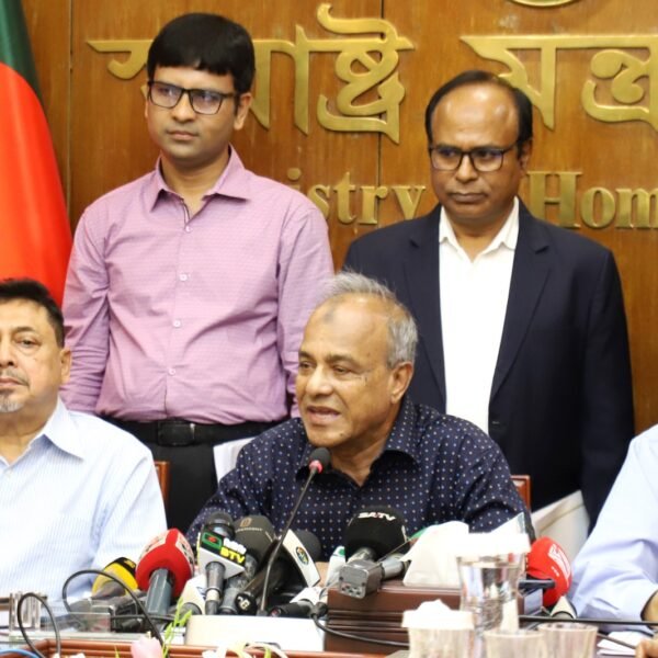 বাংলাদেশ থেকে বৈধ পথে আরও কর্মী নিতে আগ্রহী ইতালি-…