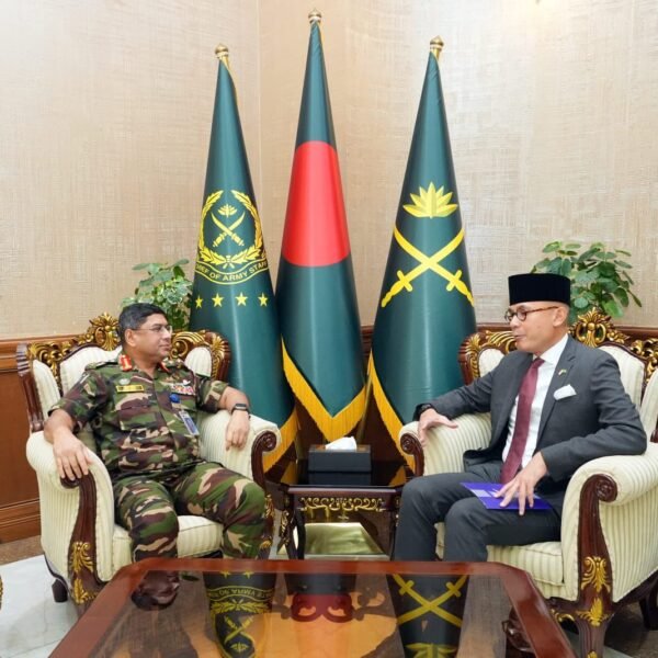 সেনাপ্রধানের সাথে ইন্দোনেশিয়ার মান্যবর পররাষ্ট্র বিষয়ক উপমন্ত্রীর সৌজন্য সাক্ষাৎ
