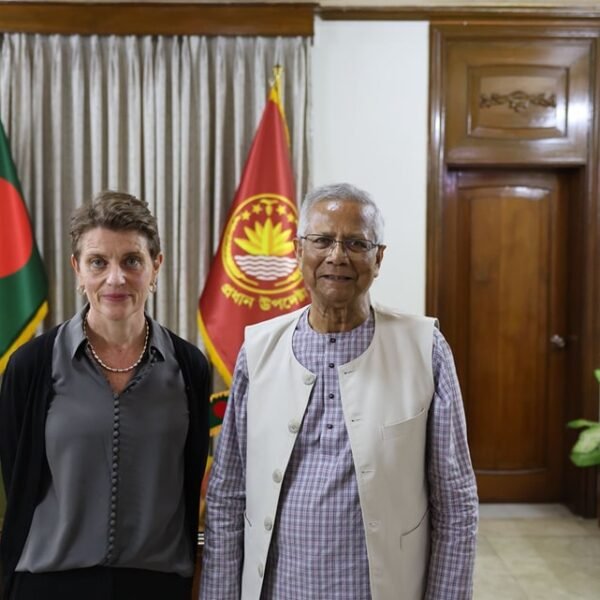 জাতিসংঘের আবাসিক সমন্বয়কারী প্রধান উপদেষ্টার সাথে সাক্ষাৎ করেছেন