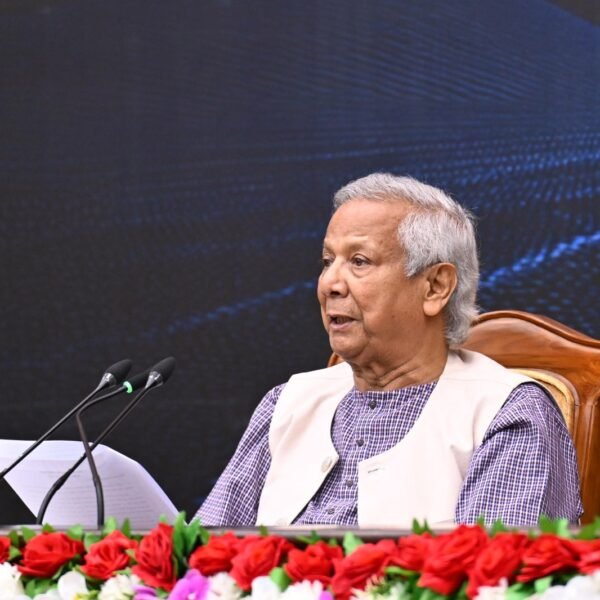 জনসংযোগ ও নিরাপত্তার মিশ্রণে দায়িত্ব পালনে এসএসএফ-এর প্রতি প্রধান…
