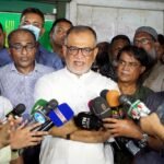 সরকারের বেঁধে দেওয়া দামেই বিক্রি…