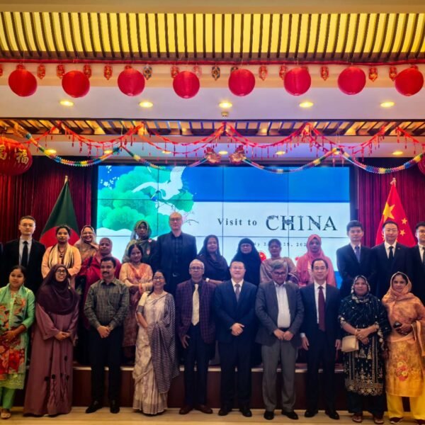 চীন সফরের আগে গ্রামীণ ব্যাংক প্রতিনিধিদলের জন্য চীনা দূতাবাসে&hellip;