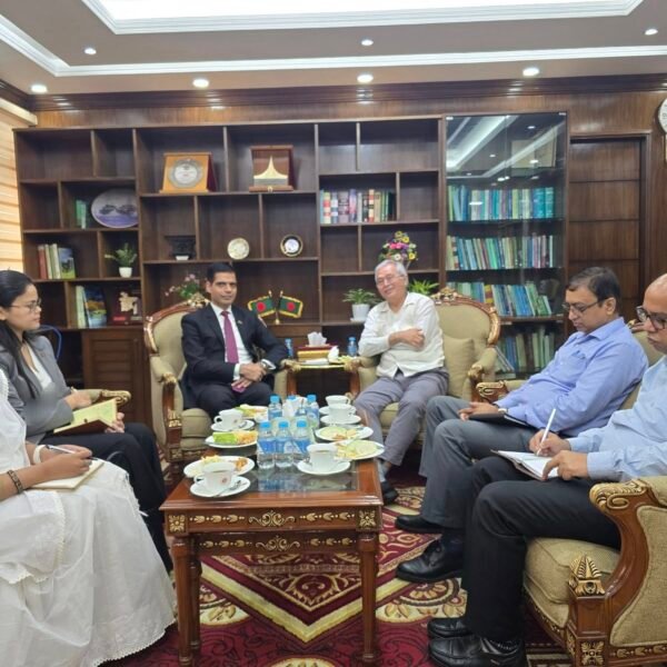 নেপাল-বাংলাদেশ সম্পর্ক জোরদারে পার্বত্য চট্টগ্রাম উপদেষ্টার সাথে নেপাল রাষ্ট্রদূতের&hellip;