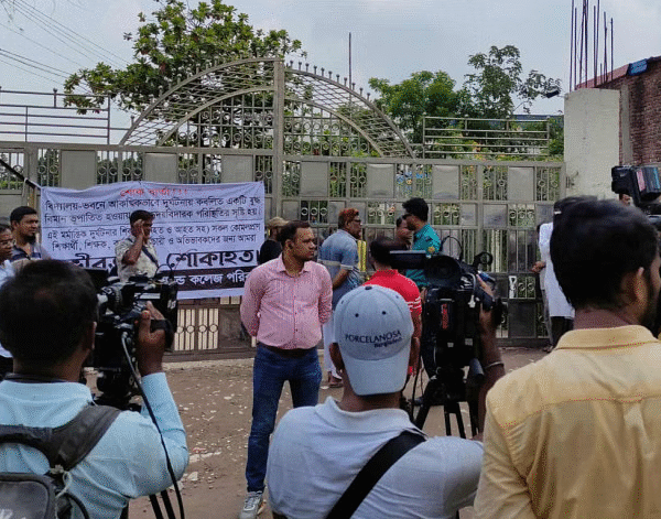 মাইলস্টোন স্কুলে বিমান দুর্ঘটনায় হতাহতের তালিকা প্রস্তুত করতে স্কুল…