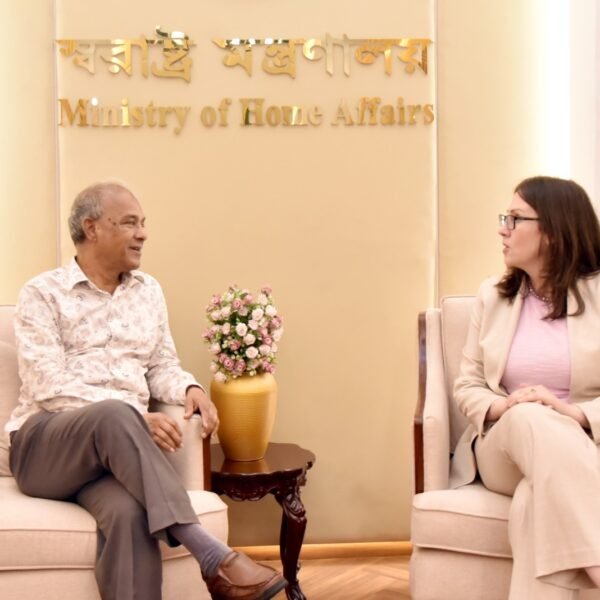 বাংলাদেশের নিরাপত্তা খাতে যুক্তরাষ্ট্রকে আরও সহযোগিতার আহ্বান স্বরাষ্ট্র উপদেষ্টার