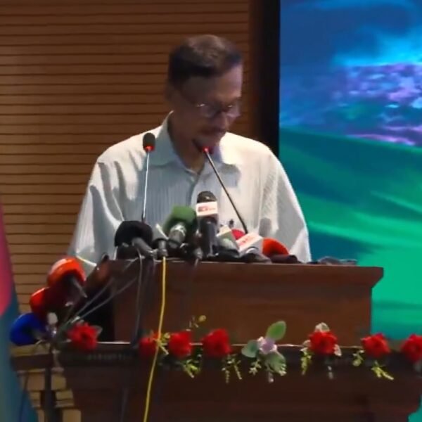 গণঅভ্যুত্থান আমাদের অধিকার প্রতিষ্ঠার পথ সুগম করেছে: পররাষ্ট্র উপদেষ্টা