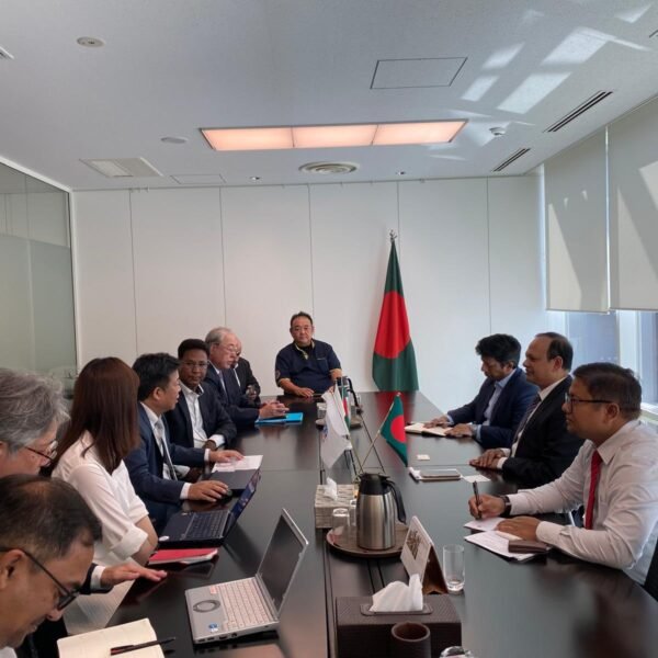 ডেঙ্গু প্রতিরোধ নিয়ে আলোচনা করতে টোকিওতে বাংলাদেশের রাষ্ট্রদূতের সাথে&hellip;