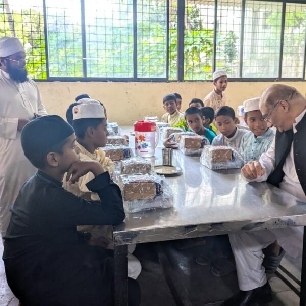 পাকিস্তান হাইকমিশনের উদ্যোগে ঢাকায় নবাব সলিমুল্লাহ অনাথ আশ্রমে ঈদে&hellip;