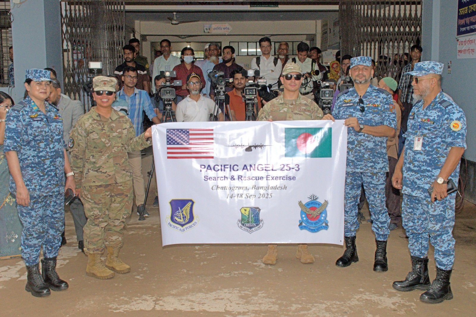 আনোয়ারা উপজেলা স্বাস্থ্য কমপ্লেক্সে বাংলাদেশ বিমান বাহিনী ও যুক্তরাষ্ট্রের…