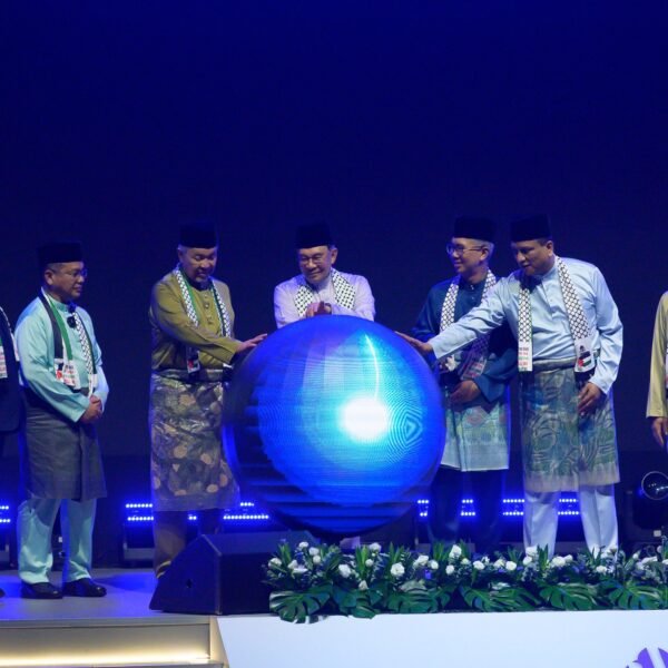 গ্লোবাল হালাল সামিট ২০২৫ ও MIHAS ২০২৫-এর বর্ণাঢ্য উদ্বোধন…