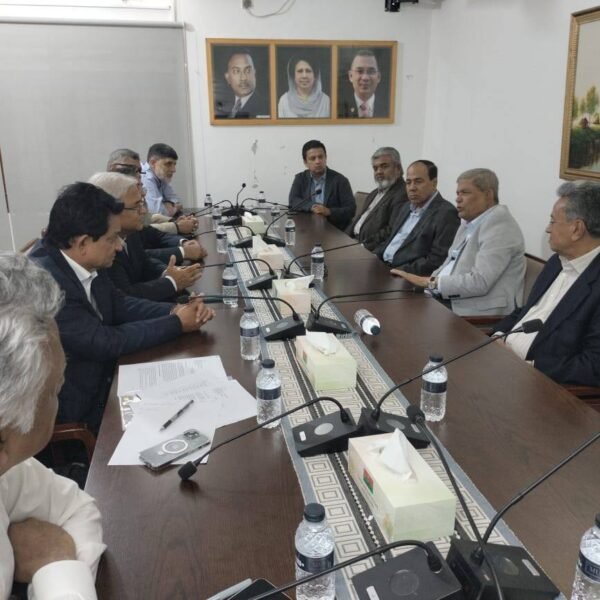 বিএনপি মহাসচিবের সঙ্গে বিজিএমইএ নেতৃবৃন্দের সাক্ষাৎ