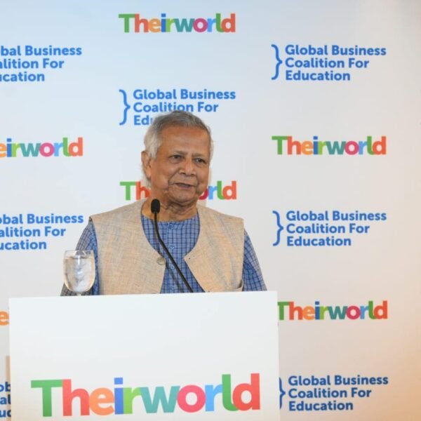 তরুণদের সোশ্যাল বিজনেসে এগিয়ে আসার আহ্বান জানালেন প্রধান উপদেষ্টা