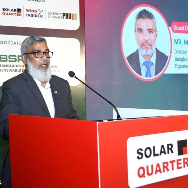 পোশাক খাতে দ্রুত পরিষ্কার জ্বালানি গ্রহণের আহ্বান জানিয়েছেন বিজিএমইএ&hellip;