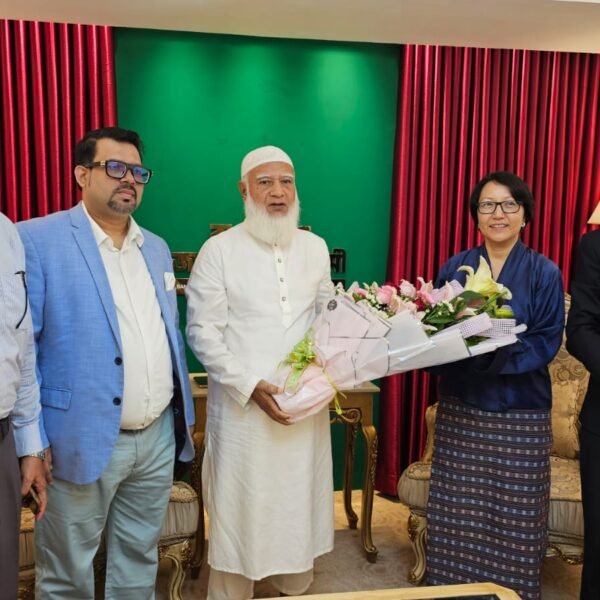 জামায়াতের আমীরের সাথে সৌজন্য সাক্ষাৎ করলেন ভুটানের রাষ্ট্রদূত