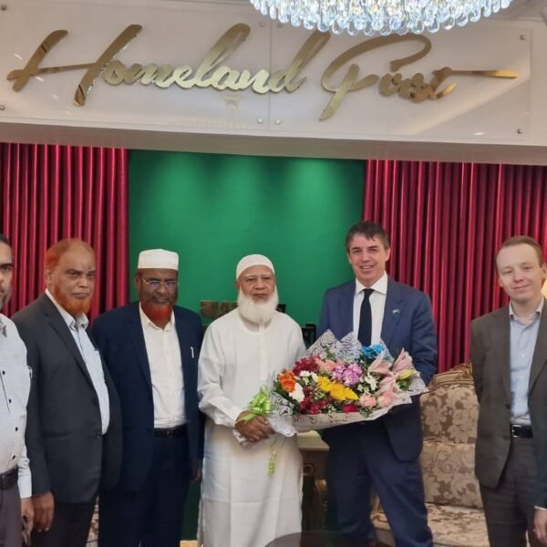 জামায়াতের আমীরের সঙ্গে সৌজন্য সাক্ষাৎ করলেন সুইডেন রাষ্ট্রদূত