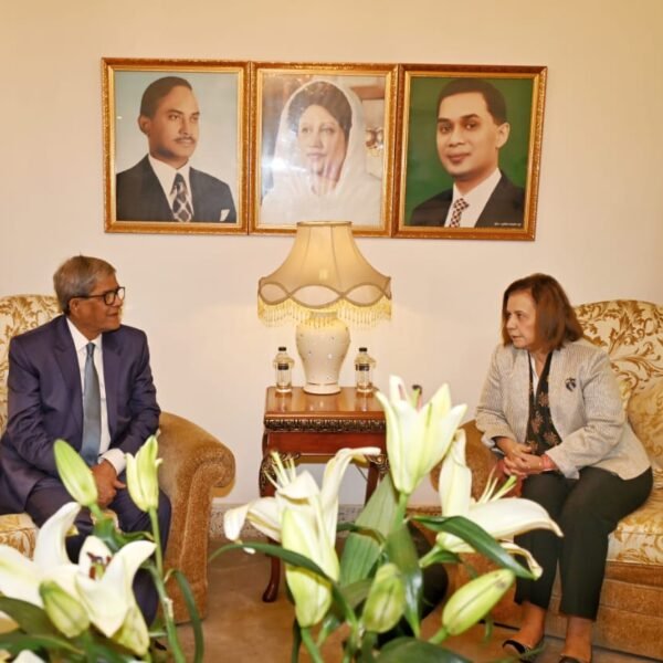 বিএনপি প্রতিনিধি দলের সঙ্গে বৈঠক করেছেন ঢাকা সফররত তুরস্কের&hellip;