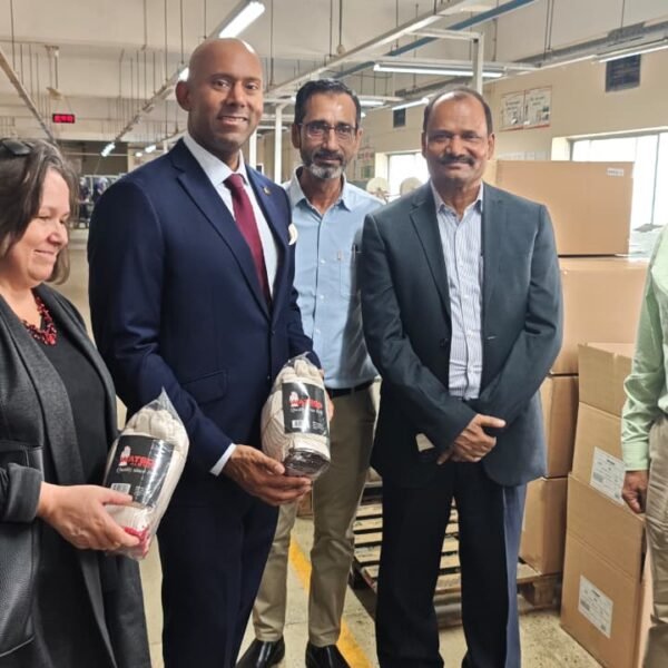 বেপজা পরিচালিত চট্টগ্রাম ইপিজেড পরিদর্শন করলেন কানাডার হাইকমিশনার