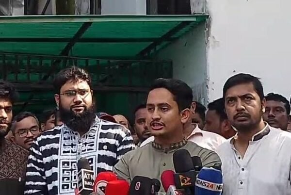 শাপলা প্রতীক না পেলে রাজনৈতিক মোকাবিলার হুঁশিয়ারি দিনাজপুরে সারজিস…