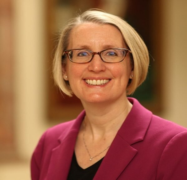 ভিসা জালিয়াতির ঝুঁকি সম্পর্কে সতর্কতা জারি করেছে যুক্তরাজ্য