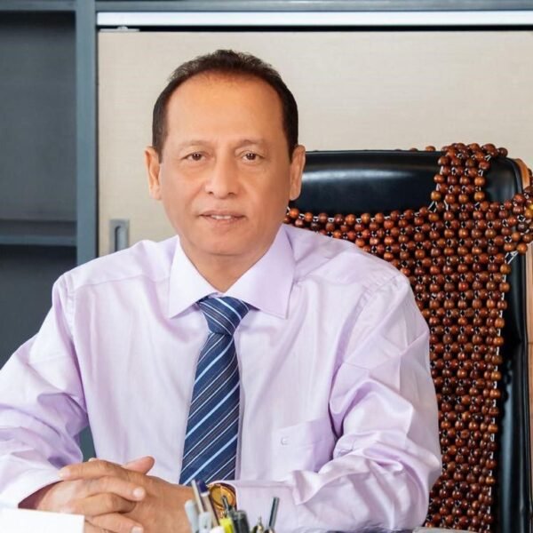 ত্রয়োদশ জাতীয় নির্বাচনে ঢাকা-১১ থেকে বিএনপির মনোনয়ন পেলেন ড.…