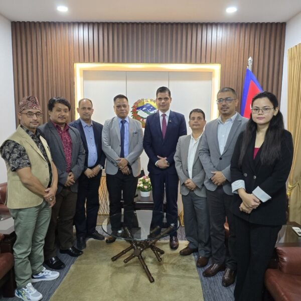 ঢাকায় নেপালি শিক্ষাবিদদের স্বাগত জানালেন রাষ্ট্রদূত ঘনশ্যাম ভান্ডারী