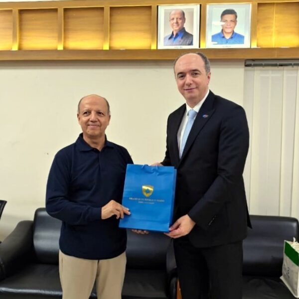 জাতীয় প্রেস ক্লাব পরিদর্শন করলেন কসোভোর রাষ্ট্রদূত