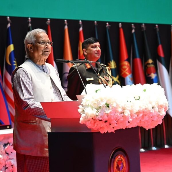 আগামী নির্বাচনে ঐতিহাসিক ভূমিকা পালনে সশস্ত্র বাহিনীর প্রতি আহ্বান&hellip;