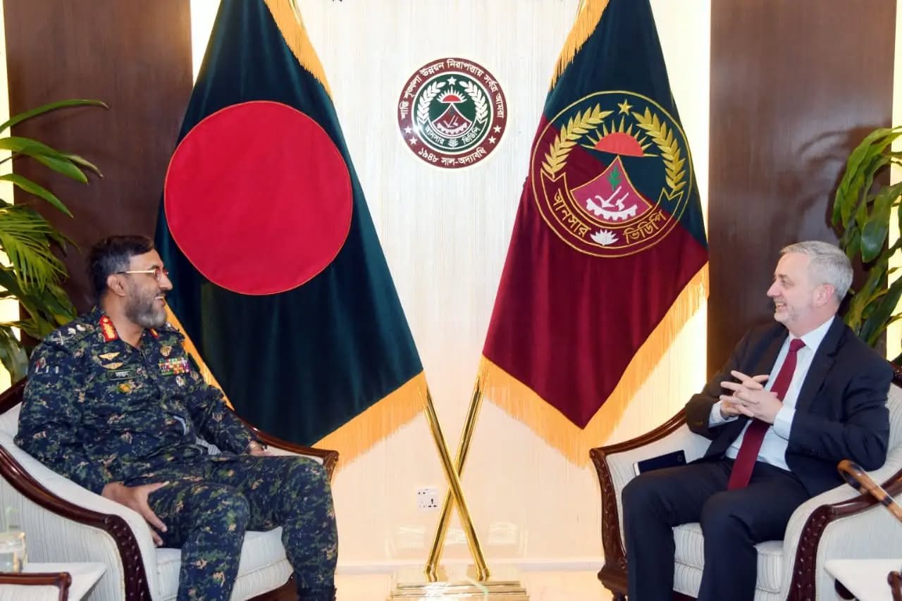 আনসার ভিডিপি বাহিনীর মহাপরিচালকের সাথে সৌজন্য সাক্ষাৎ করলেন ইইউ&hellip;