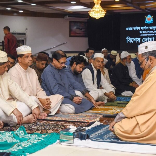 বীর মুক্তিযোদ্ধা মরহুম এয়ার ভাইস মার্শাল এ কে খন্দকার,…