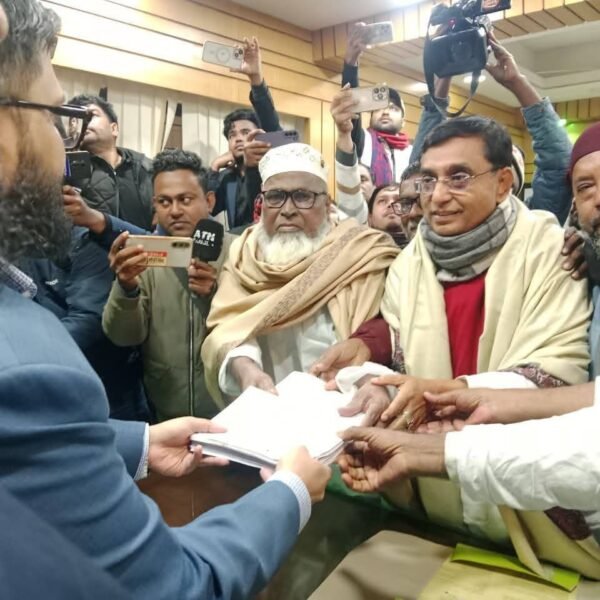 মনোনয়নপত্র জমা দিলেন গাজীপুর-০১ আসনে বিএনপি মনোনীত প্রার্থী মজিবুর…