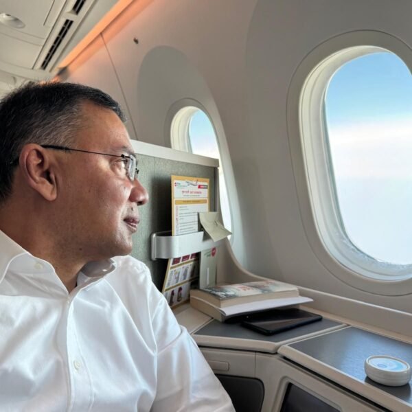 ৬ হাজার ৩শ’ ১৪ দিন পর বাংলাদেশের আকাশে তারেক…