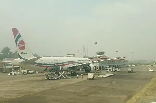 সিলেট ওসমানী ইন্টারন্যাশনাল এয়ারপোর্টে অবতরন তারেক করলো রহমানের প্লেন