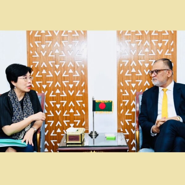 ঔষধ–চিংড়ি–ফার্নিচারসহ সম্ভাবনাময় খাতে থাই বিনিয়োগ আহ্বান বাণিজ্য উপদেষ্টার