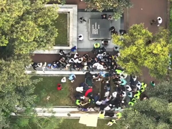 জাতীয় কবির পাশে ওসমান হাদির দাফন সম্পন্ন