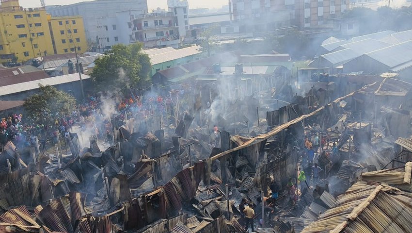 কালিয়াকৈর উপজেলার পূর্ব চান্দরা দিঘীরপাড়…