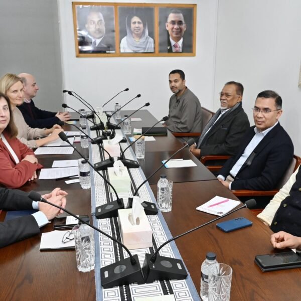 তারেক রহমানের সঙ্গে বৈঠক করলেন ইউরোপীয় ইউনিয়নের প্রতিনিধি দল