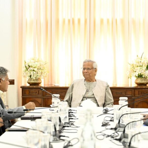 শিপিং কর্পোরেশনকে লাভজনক প্রতিষ্ঠান থাকতে হবে: প্রধান উপদেষ্টা