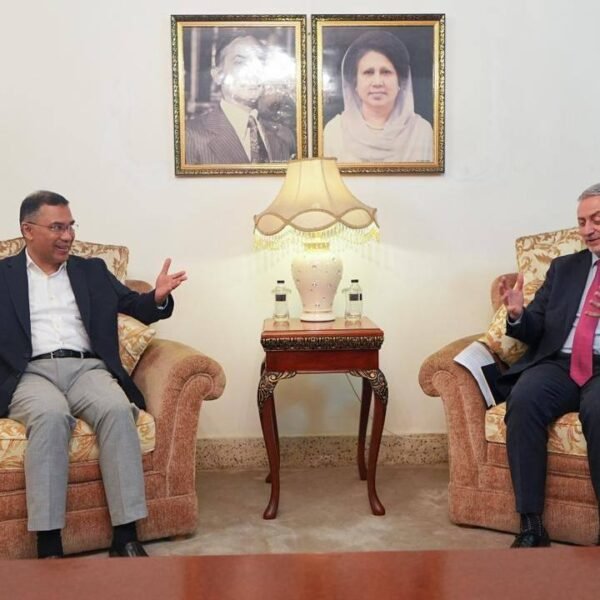 তারেক রহমানের সঙ্গে ইউরোপীয় ইউনিয়নের বৈঠক: সুষ্ঠু নির্বাচন ও&hellip;