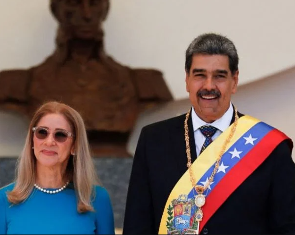 ভেনেজুয়েলার প্রেসিডেন্ট নিকোলাস মাদুরোকে গ্রেফতার করলো যুক্তরাষ্ট্র