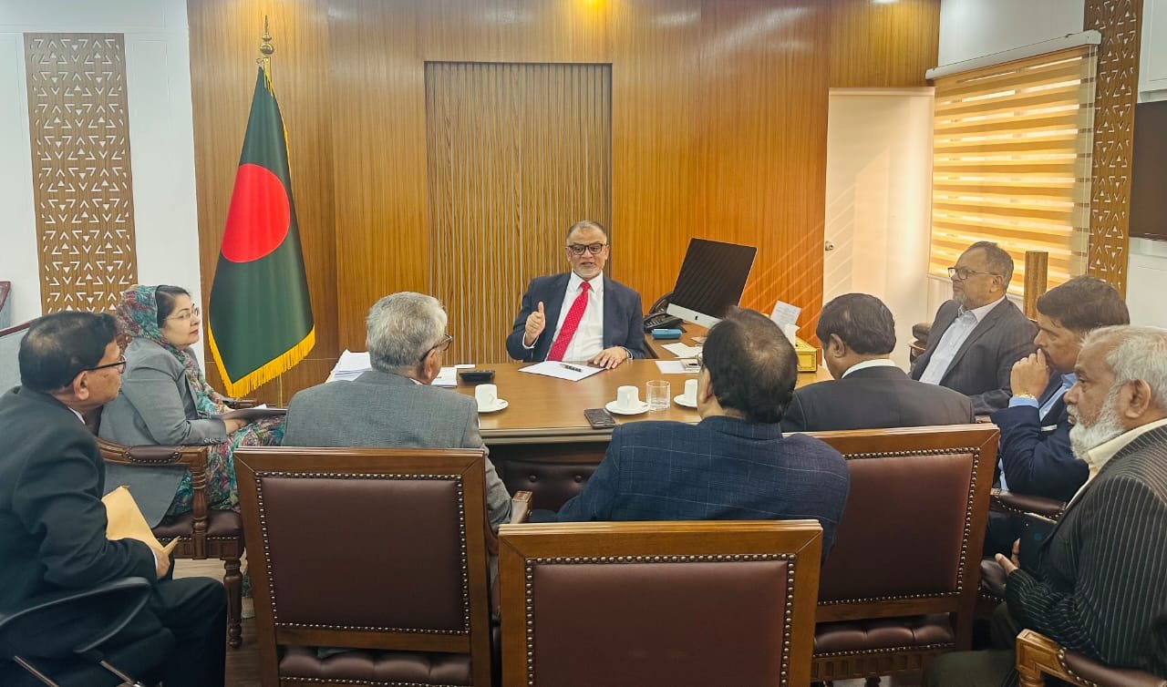 পাট বীজের সংকট হবে না: বস্ত্র ও পাট উপদেষ্টা