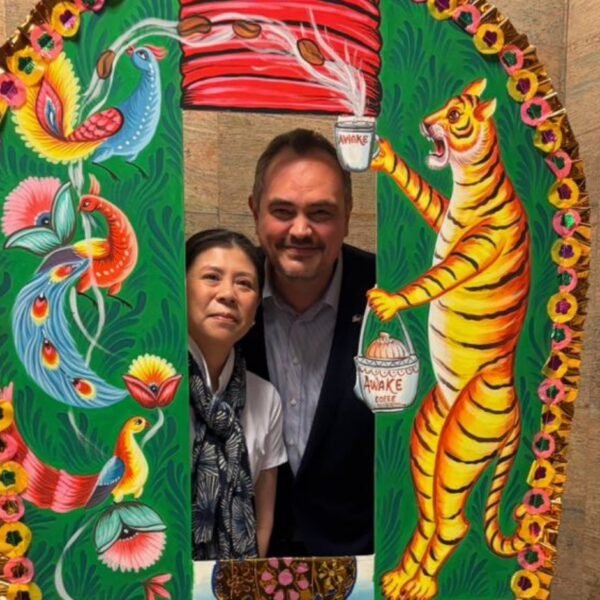 নর্থ সাউথ বিশ্ববিদ্যালয়ে রিকশা আর্ট ফেস্টিভ্যাল উপভোগ করলেন যুক্তরাষ্ট্রের…